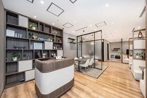 東急リバブル株式会社　横浜センター店舗内観